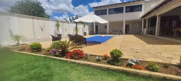 Casa com 4 Quartos à venda, 270m² no Setor Habitacional Arniqueira, Brasília