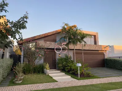 Casa de Condomínio com 3 Quartos à venda, 256m² no Ribeirão do Lipa, Cuiabá