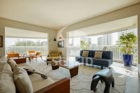 Apartamento com 4 Quartos à venda, 255m² no Vila Sofia, São Paulo
