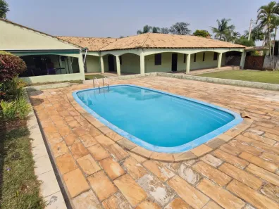 Fazenda/Sítio com 5 Quartos à venda, 370m² no Varejão, Itu