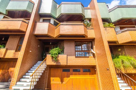 Casa de Condomínio com 4 Quartos à venda, 301m² no Chácara das Pedras, Porto Alegre