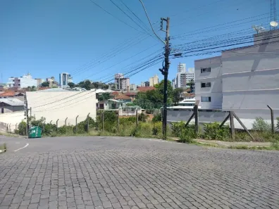 Lote/Terreno à venda, 1350m² no Pio X, Caxias do Sul