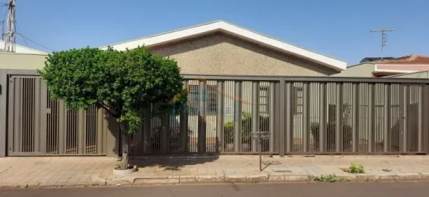 Casa com 3 Quartos à venda, 260m² no Vila Tibério, Ribeirão Preto