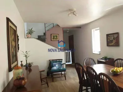 Casa com 3 Quartos à venda, 194m² no Vila do Bosque, São Paulo