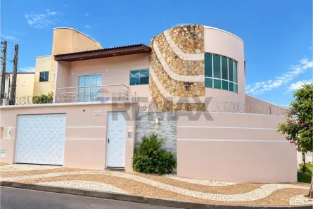 Casa com 3 Quartos à venda, 219m² no Parque Universitário, Americana