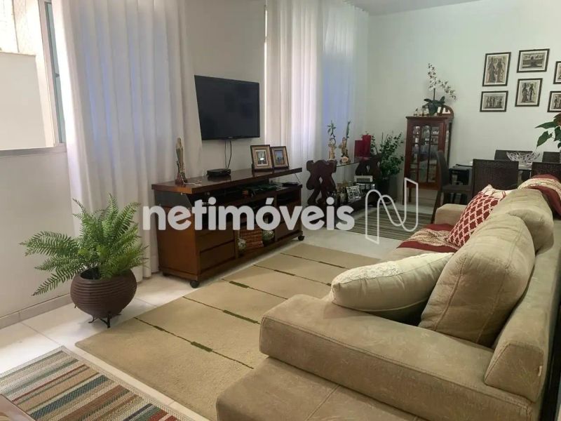 Apartamento com 4 quartos — Santo Antônio, Belo Horizonte