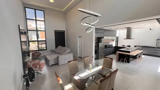 Casa com 3 Quartos à venda, 303m² no Brigadeiro Tobias, Sorocaba