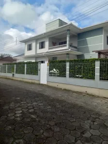 Casa com 4 Quartos à venda, 290m² no Fundos, Biguaçu