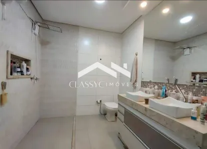 Casa com 4 Quartos para alugar, 296m² no Jardim Europa, Uberlândia