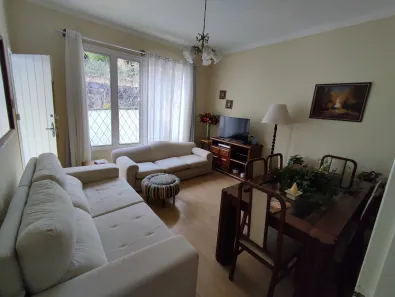 Casa com 4 Quartos à venda, 500m² no Castelanea, Petrópolis