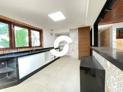 Casa de Condomínio com 4 Quartos à venda, 410m² no Itacoatiara, Niterói
