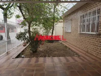 Casa com 2 Quartos à venda, 112m² no Vila Bandeirantes, São José dos Campos