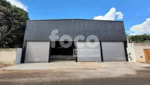 Galpão/Depósito/Armazém para alugar, 800m² no Nossa Senhora das Graças, Uberlândia