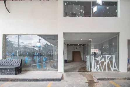 Ponto Comercial para alugar, 65m² no Jaguaré, São Paulo
