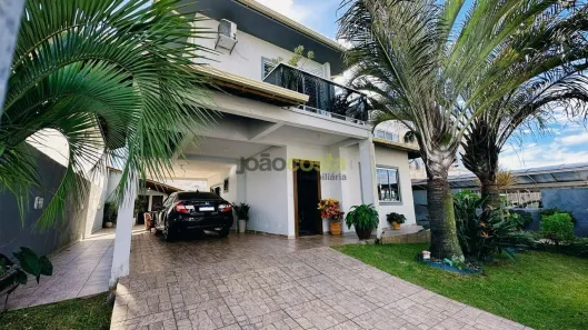 Sobrado com 3 Quartos à venda, 199m² no Nova Palhoça, Palhoça