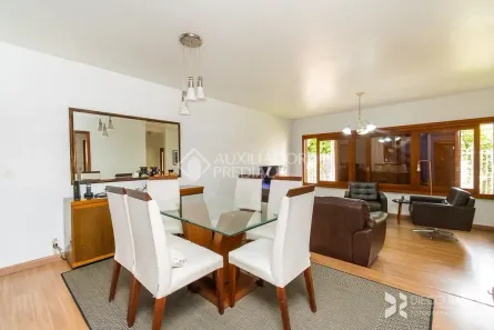 Casa com 4 Quartos à venda, 261m² no Sarandi, Porto Alegre