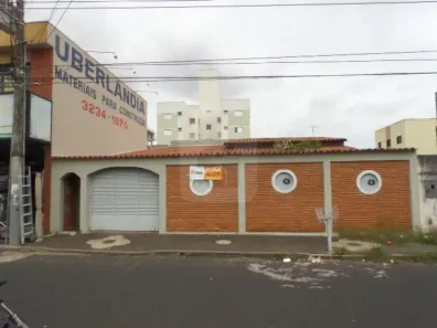 Casa com 4 Quartos à venda, 302m² no Saraiva, Uberlândia