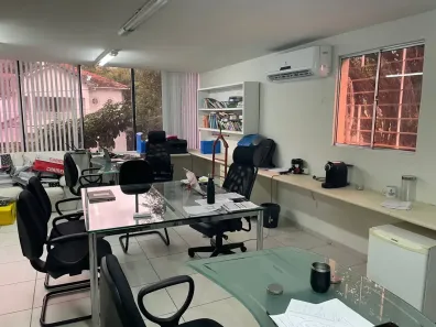 Imóvel Comercial com 11 Quartos para venda ou aluguel, 200m² no Parnamirim, Recife