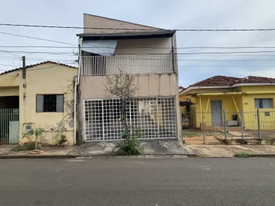 Casa com 2 Quartos para alugar, 122m² no Vila Curti, São José do Rio Preto