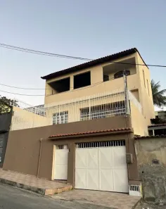 Casa com 3 Quartos à venda, 270m² no Rocha, São Gonçalo