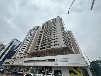 Apartamento com 3 Quartos à venda, 162m² no Zona 07, Maringá