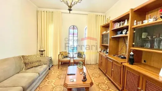 Casa com 5 Quartos à venda, 225m² no Vila Nivi, São Paulo