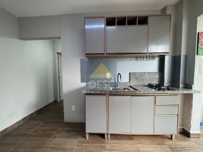 Apartamento com 1 Quarto para alugar, 40m² no Centro, Balneário Camboriú