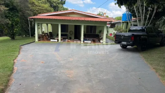 Fazenda/Sítio com 4 Quartos à venda, 160m² no Parque Vale do Uirapuru, São Carlos