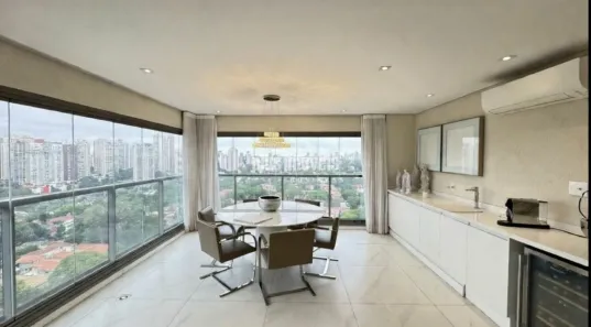 Apartamento com 3 Quartos à venda, 131m² no Santo Amaro, São Paulo