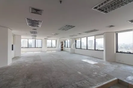 Sala Comercial para alugar, 546m² no Barra Funda, São Paulo