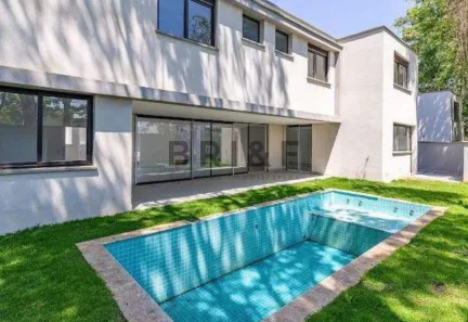 Casa com 4 Quartos à venda, 712m² no Jardim Cordeiro, São Paulo