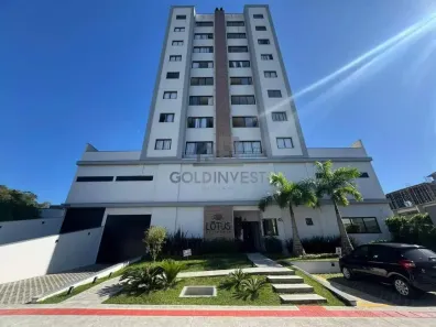 Apartamento com 2 Quartos para alugar, 90m² no Guarani, Brusque