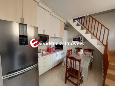 Casa com 2 Quartos à venda, 111m² no Jardim Teles de Menezes, Santo André