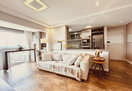 Apartamento com 2 Quartos à venda, 78m² no Água Verde, Curitiba