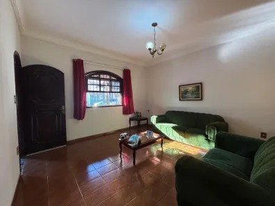 Casa com 3 Quartos à venda, 61m² no São Luiz, Volta Redonda