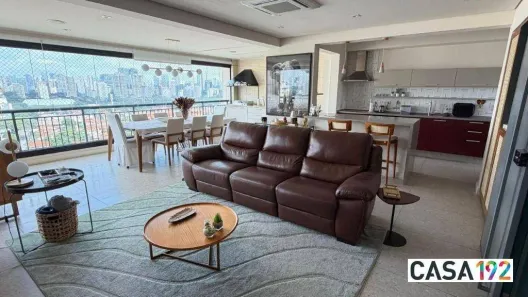 Apartamento com 3 Quartos à venda, 135m² no Vila Olímpia, São Paulo