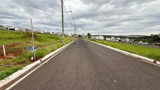 Lote/Terreno à venda, 360m² no Chácaras Aeroporto, Maringá