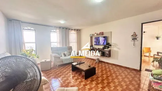 Casa com 2 Quartos à venda, 115m² no Parque Mãe Preta, Rio Claro