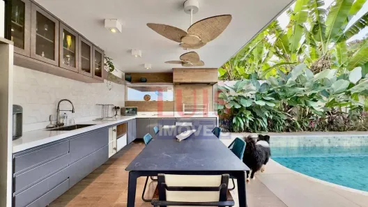 Casa de Condomínio com 3 Quartos à venda, 500m² no Camboinhas, Niterói