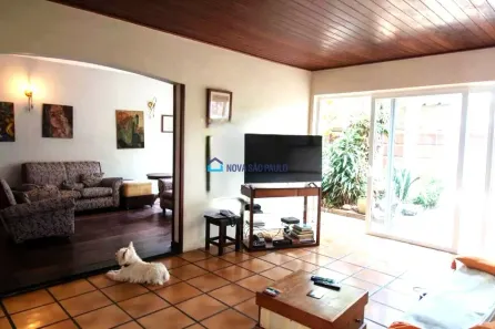 Sobrado com 3 Quartos à venda, 300m² no Cidade Monções, São Paulo