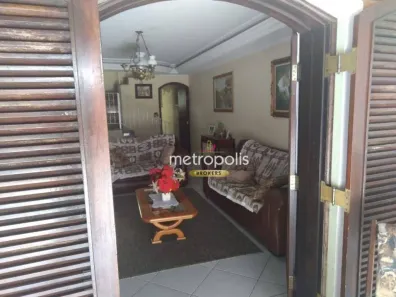 Sobrado com 4 Quartos à venda, 238m² no Jardim Santo André, Santo André