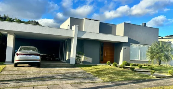 Casa de Condomínio com 3 Quartos à venda, 200m² no Vila Nova, Porto Alegre
