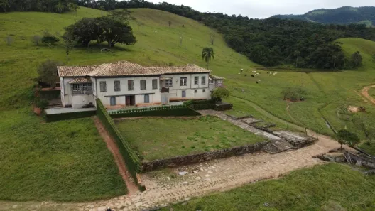 Fazenda/Sítio com 1 Quarto à venda, 1550000m² no São José, Barbacena