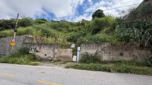 Lote/Terreno à venda, 260m² no Araguaia, Belo Horizonte