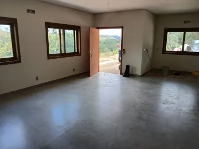 Casa com 4 Quartos à venda, 270m² no Fazenda Palao (Alpes de Guararema), Guararema