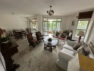 Apartamento com 4 Quartos à venda, 230m² no Nazaré, Belém