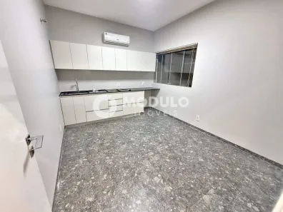 Sala Comercial para alugar, 14m² no Martins, Uberlândia