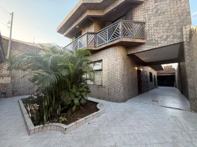 Sobrado com 3 Quartos para alugar, 180m² no Ocian, Praia Grande