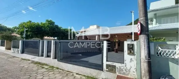 Casa com 7 Quartos à venda, 240m² no Pântano do Sul, Florianópolis