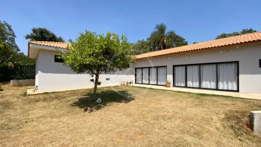 Fazenda/Sítio com 3 Quartos à venda, 135m² no Área Rural de Tatuí, Tatuí